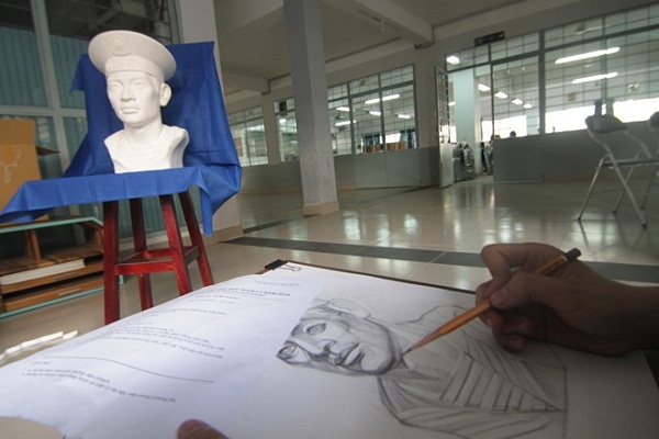 Học ngành thiết kế Đồ họa với tổ hợp khối thi và môn thi nào Học ngành thiết kế Đồ họa với tổ hợp khối thi và môn thi nào