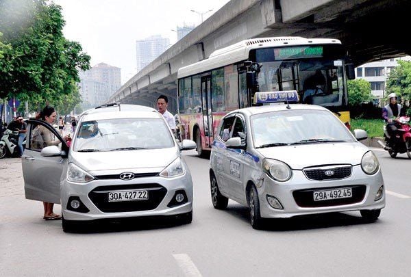 Xe biển trắng đã có được phép chạy dịch vụ thương mại hay không Xe biển lớn trắng giành được phép chạy thương mại dịch vụ hay không